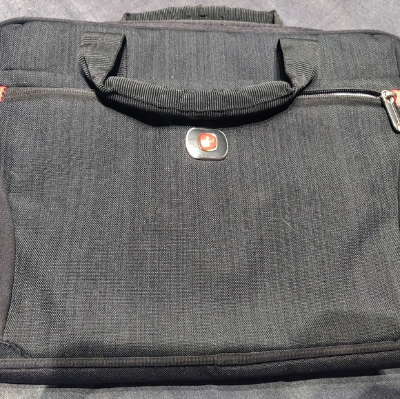 SwissGear Structure 14 Laptop Bag - Picture 1 of 2